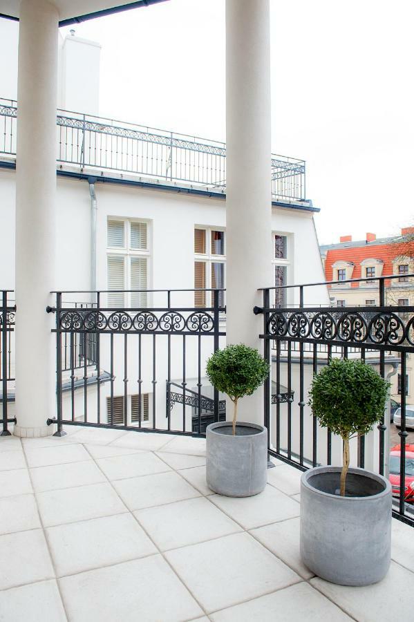 Swiety 7 Poznań Exterior foto